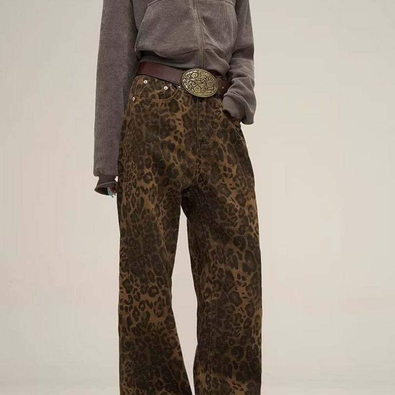 Damen-Jeans mit Leopardenmuster & bequemer Passform – Amira