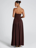 Asymmetrisches Abendkleid mit Schlitz und Choker – Elodie