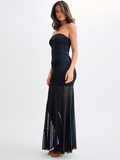Schulterfreies Maxikleid mit Drapierung und Eleganz – Livia