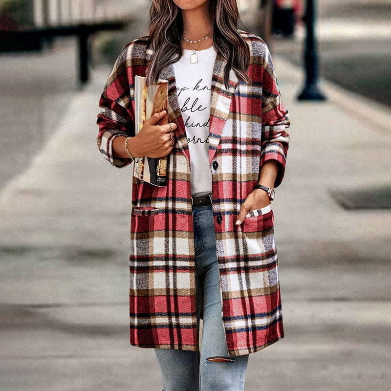 Trendige karierte Damenjacke für stilvolle Outfits – Mira