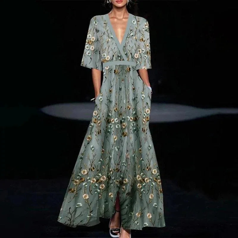 Florales Maxikleid mit fließendem Schnitt – Elena