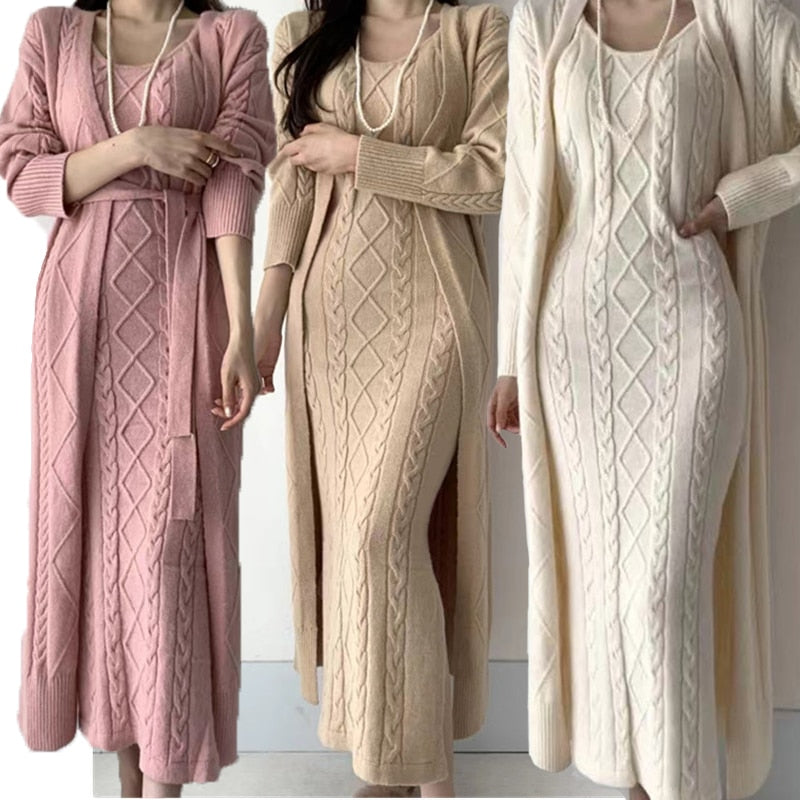 Herbstliches Strickkleid mit Cardigan Set – Sophie