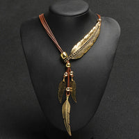 Goldene Feder Halskette Leder Boho Schmuck – Sophia