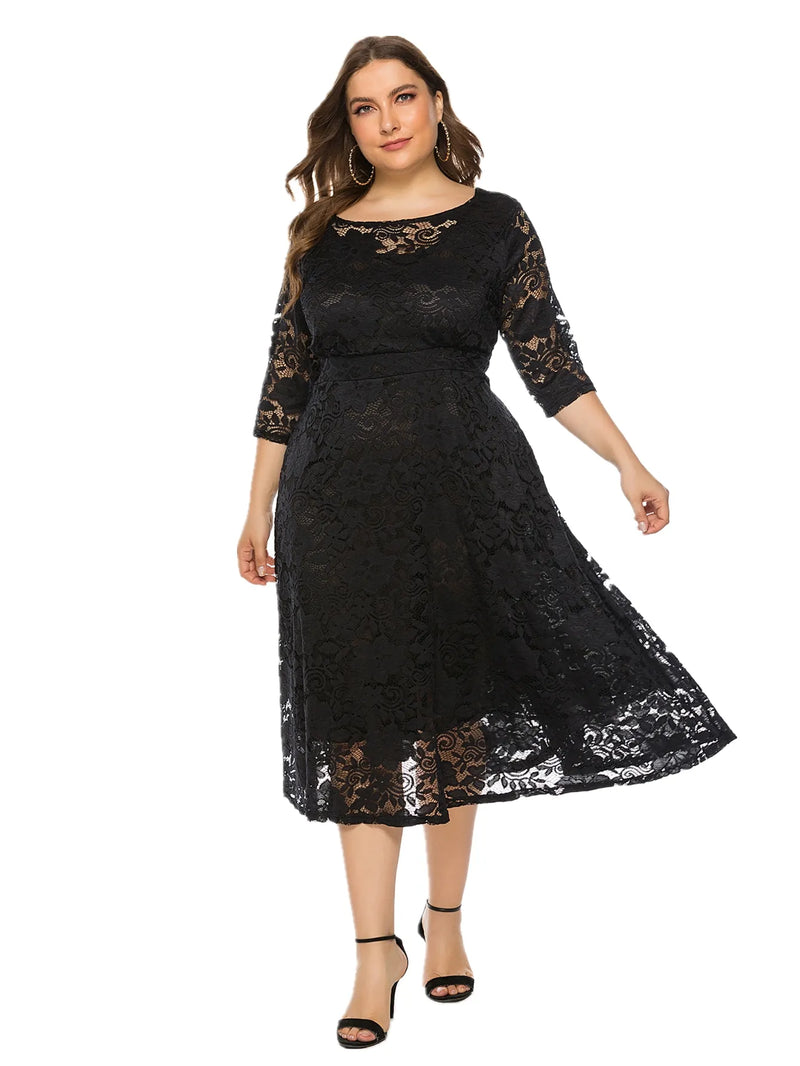Elegantes Midikleid mit Spitze in Übergröße – Sophie