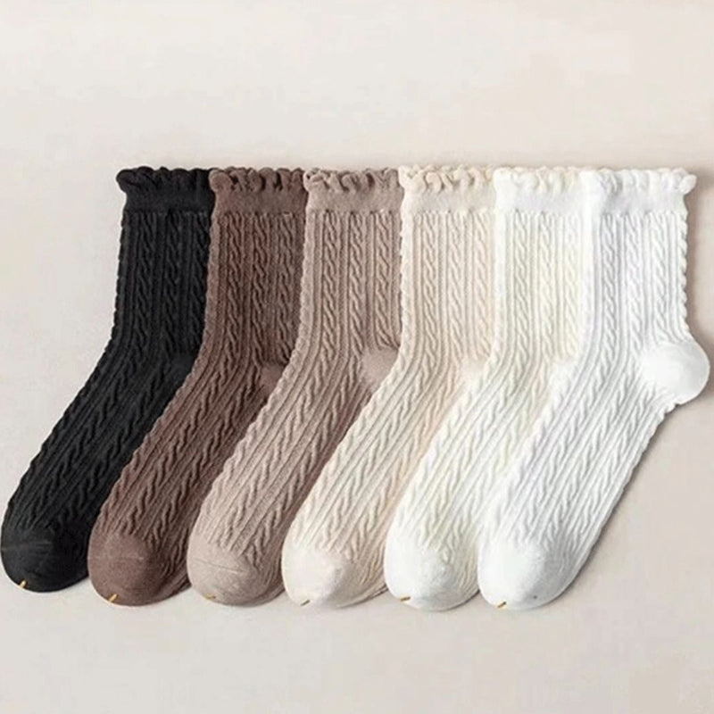 Set aus 6 Paar Vintage-Trachtensocken mit Spitze & Rüschen – Emilia