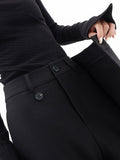 Damenhose mit asymmetrischem Knopfdetail – Livia