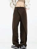 Damenhose mit asymmetrischem Knopfdetail – Livia