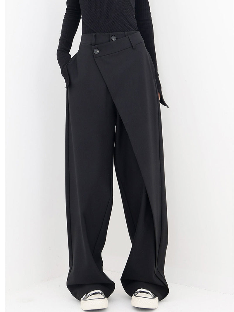 Damenhose mit asymmetrischem Knopfdetail – Livia