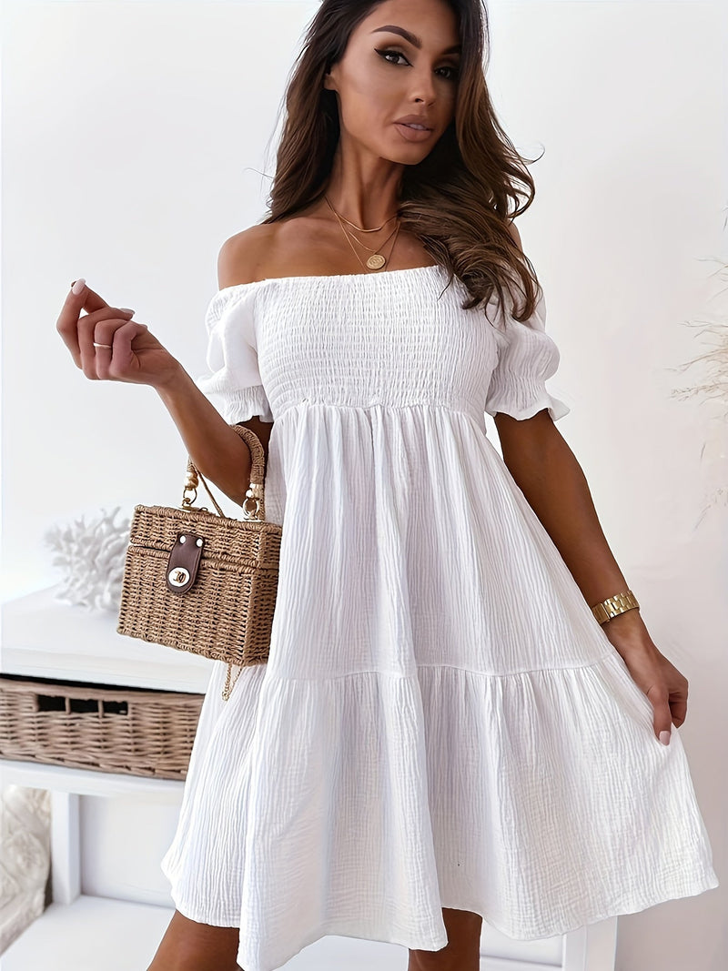 Schulterfreies Sommerkleid mit Trapezsaum – Julina