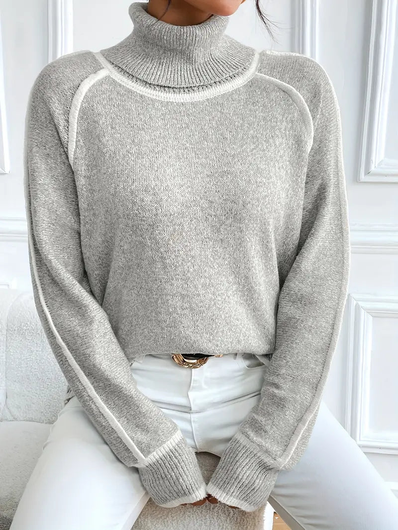 Weicher Rollkragenpullover mit Kontrastnähten und entspannter Passform – Ayla