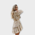 Boho Minikleid Damen mit Gürtel und Rüschen – Miliani