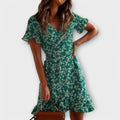 Grünes Wickelkleid mit Blumenprint und Rüschen – Talina