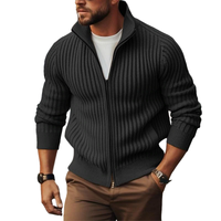 Strickjacke mit Rollkragen und gerippter Wolle – Heinrich