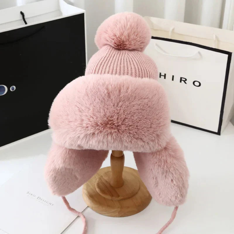 Winter Mütze mit Ohrklappen für Damen – Schutz & Komfort