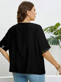 Bedrucktes Sommer-T-Shirt mit Knopfleiste – Lina
