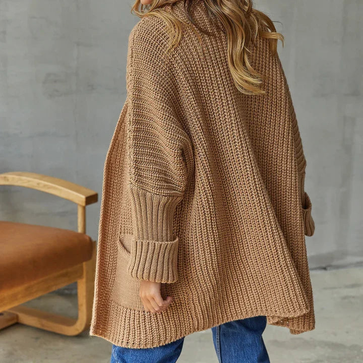 Langer Damen Cardigan mit elegantem Schnitt – Seraphia