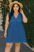 Besticktes Damen-Sommerkleid mit luftiger Passform – Emilia