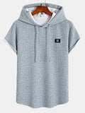 Herren T-Shirt mit Waffelkapuze und Bogensaum – Trevaro