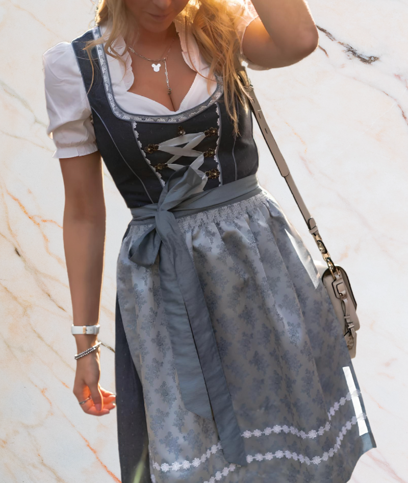 Elegantes Kleid mit figurbetonter Passform – Amélie