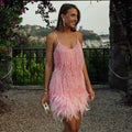 Elegantes Pailletten-Cocktailkleid mit Federbesatz – Valeria