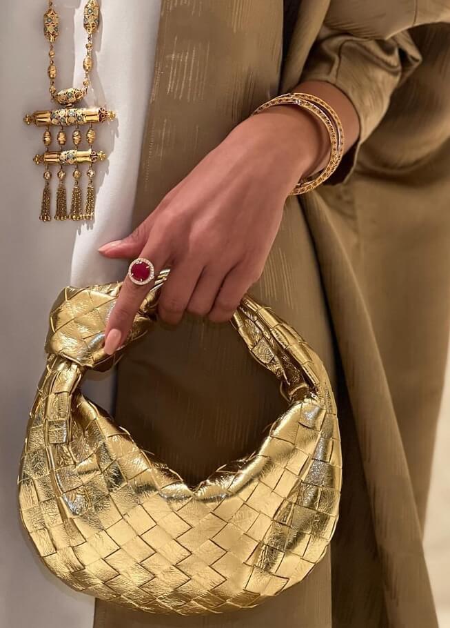 Gewebte Mini-Handtasche mit modernem Design – Sophia