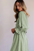 Elegantes Kleid Rüschenärmel Seitenausschnitt Glamour – Eloura